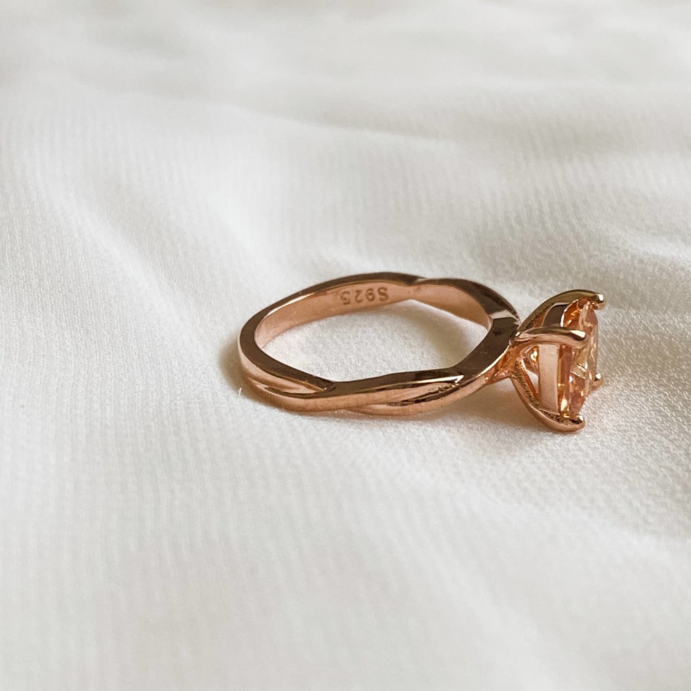 Rose Gold Morganite Cushion Cut Ring - Picture 4 of 10